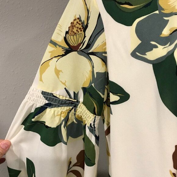 Floral long sleeve loose fit mini dress - Picture 6 of 11